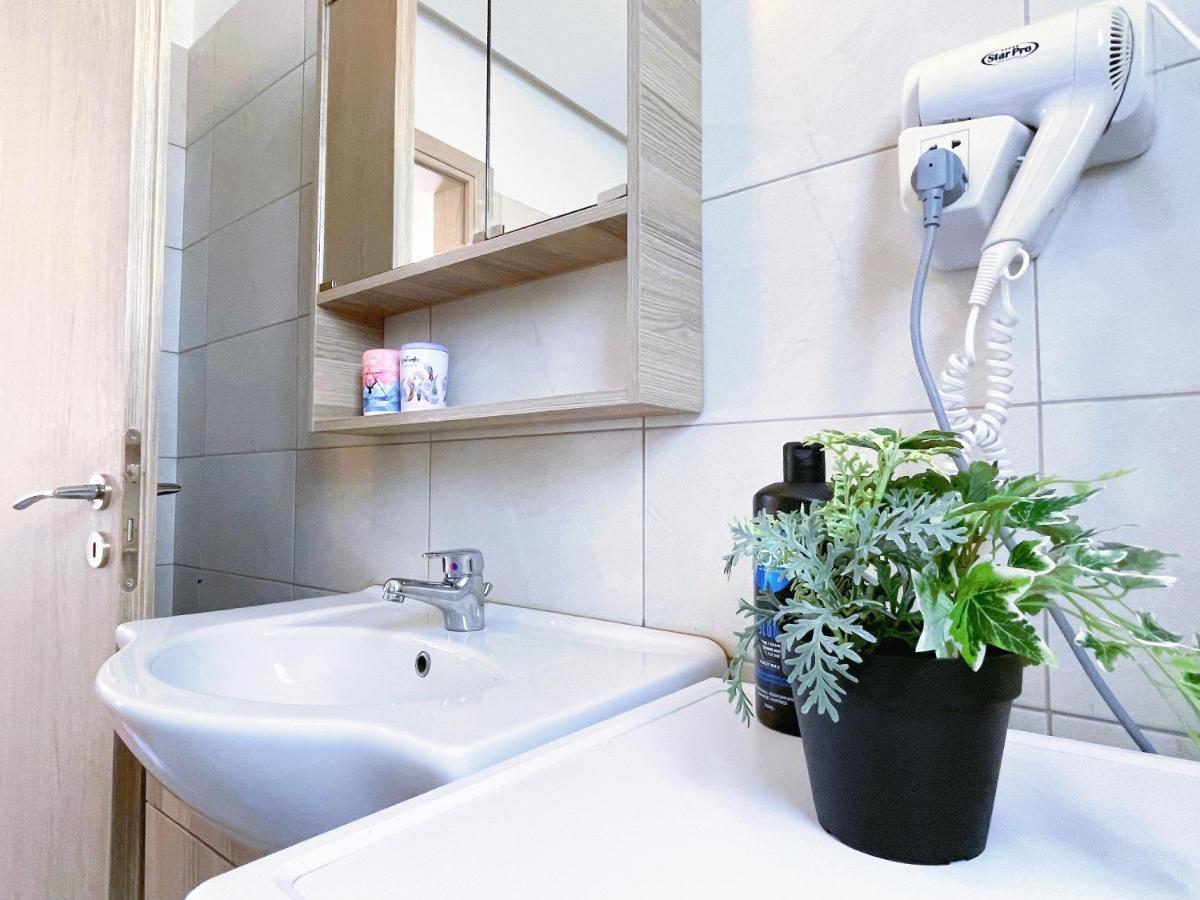 Wsd Luxury Stylish 1Bd Apt With City View Balcony Athen Eksteriør billede
